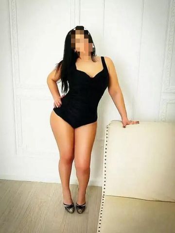 Лилия Роковая Брюнетка