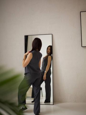 Вероника Миниатюрная Брюнетка фото 6